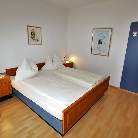 Comfy With Garden, Balcony, Bbq,table Tennis Table Appartamento